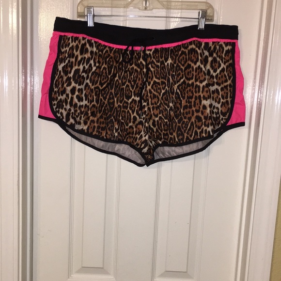 Ladies sport xl cheetah print - Picture 4 of 4